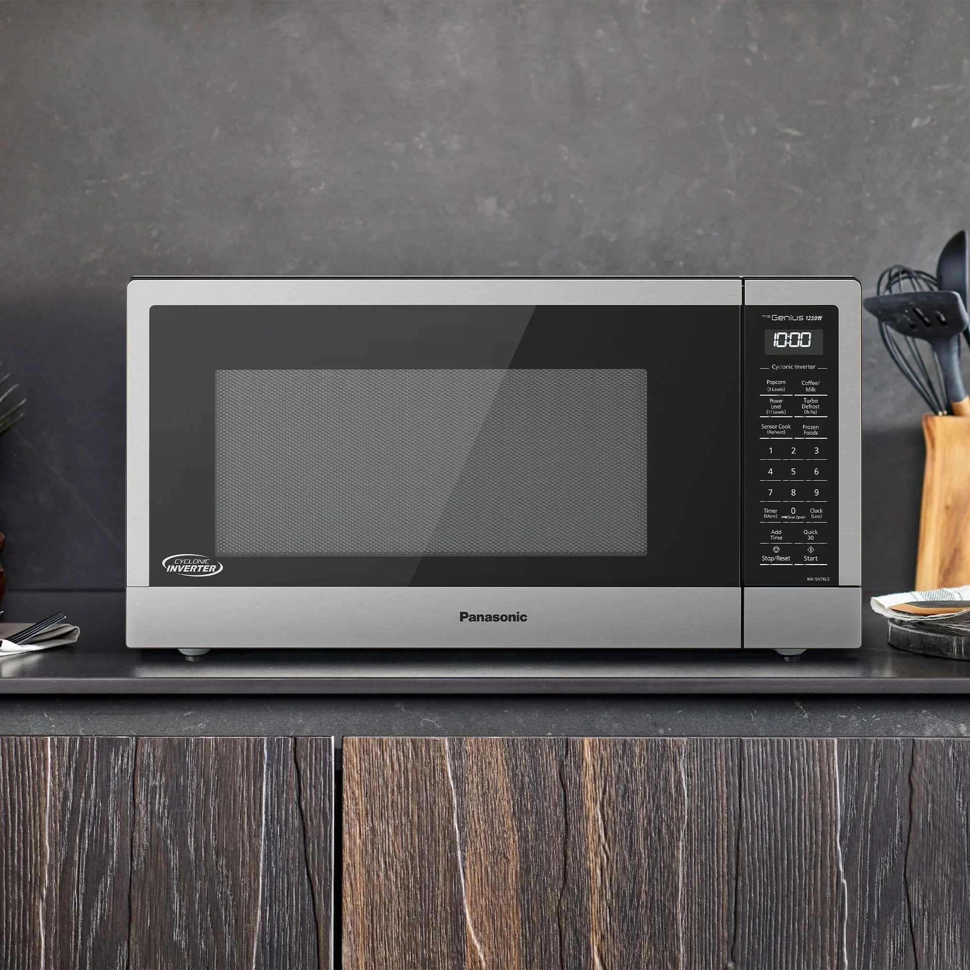 1.6 cu.ft. Cyclonic Wave Inverter Microwave, 1250W -NN-SN76LS