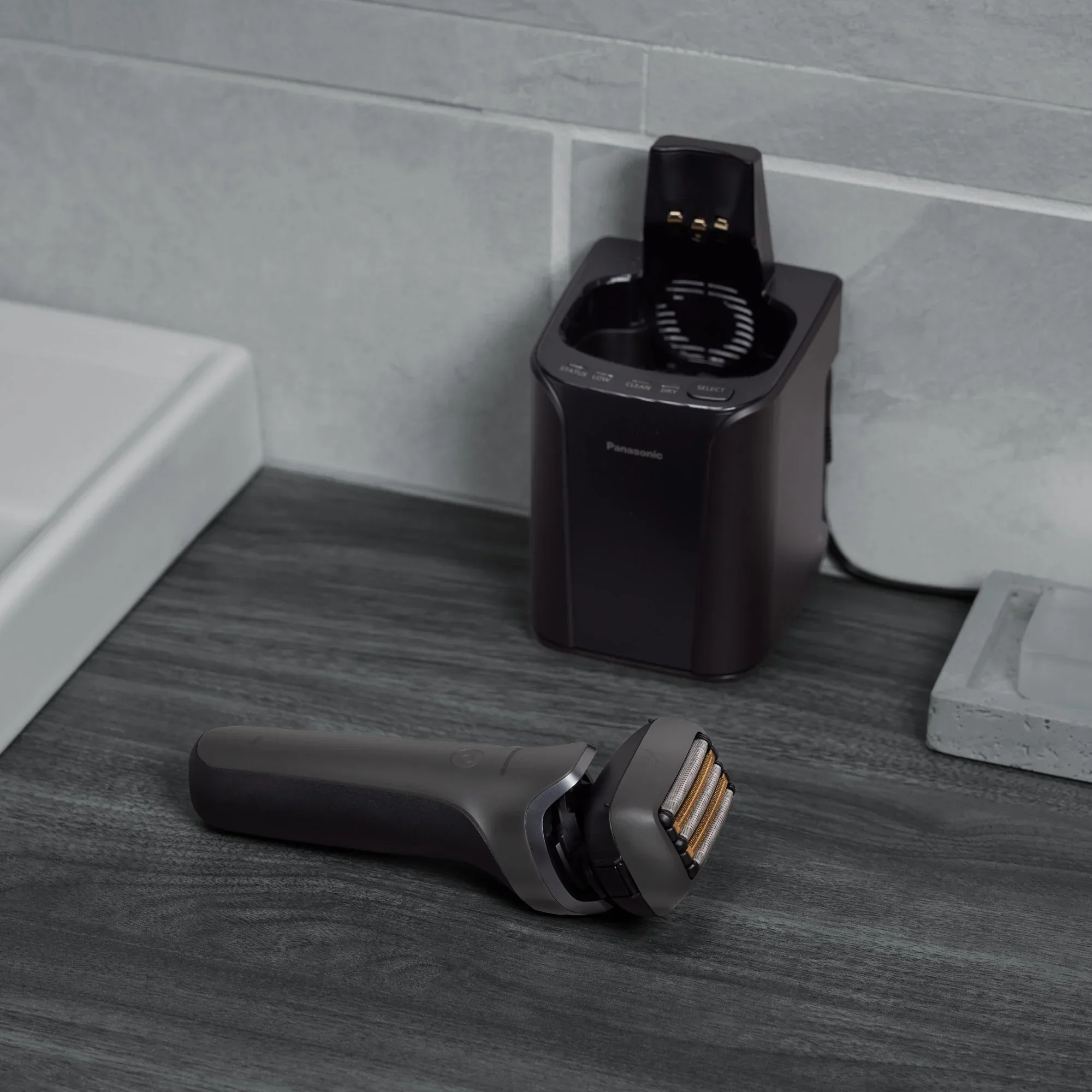 ARC5 PRO Men's 5-Blade Electric Razor