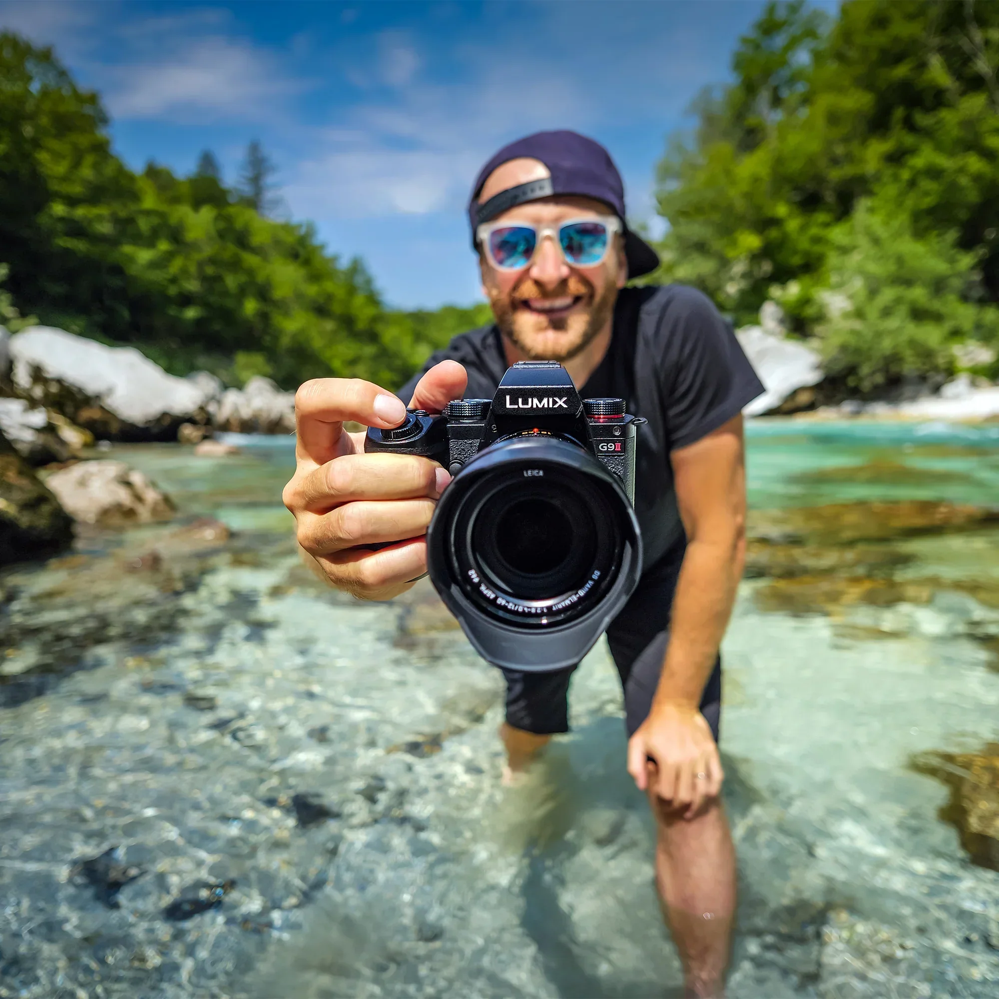 37-lumix-g9ii-mirrorless-camera-7.webp LUMIX G9II Mirrorless Camera