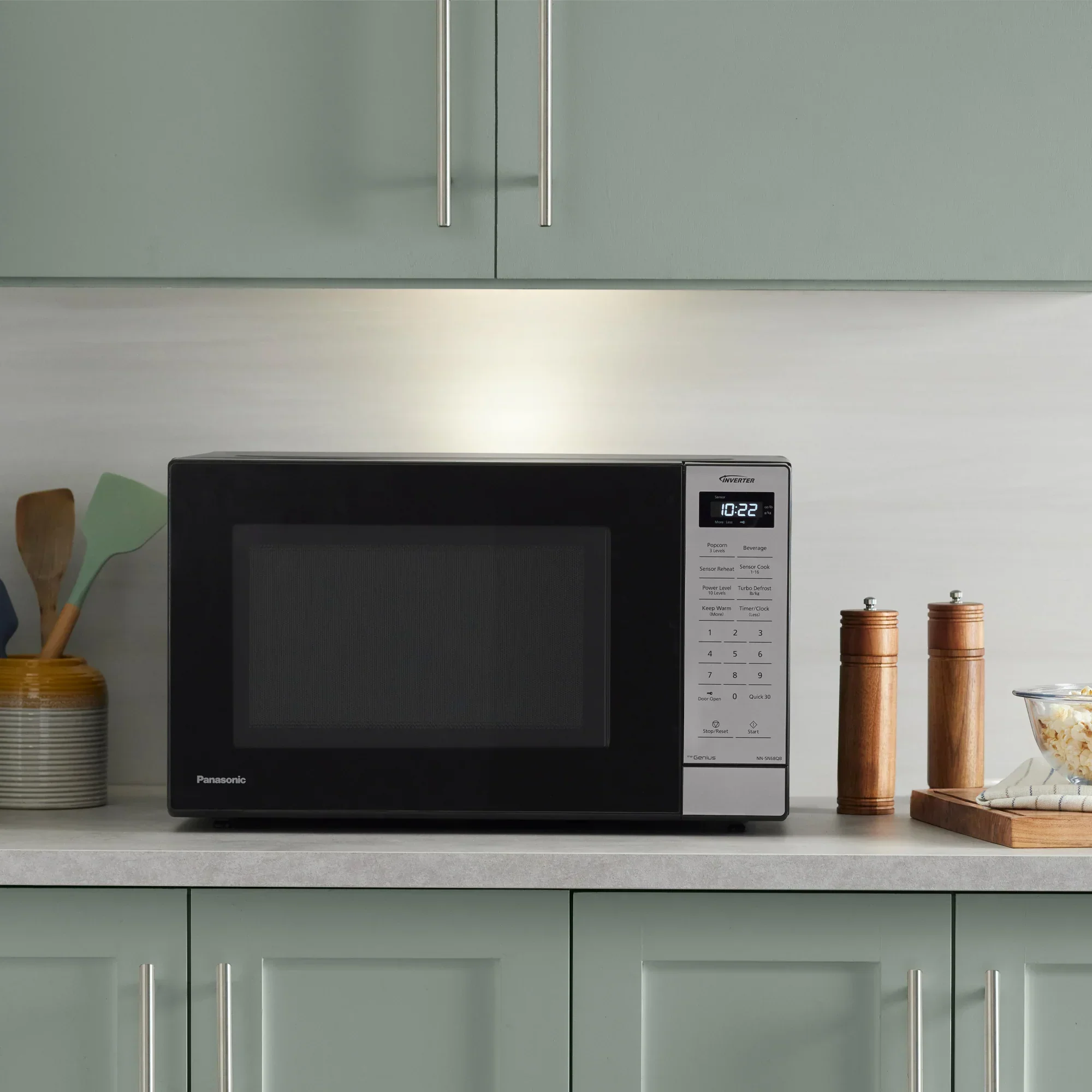 1.2 cu. ft. Inverter Microwave 1250W - NN-SN68QB