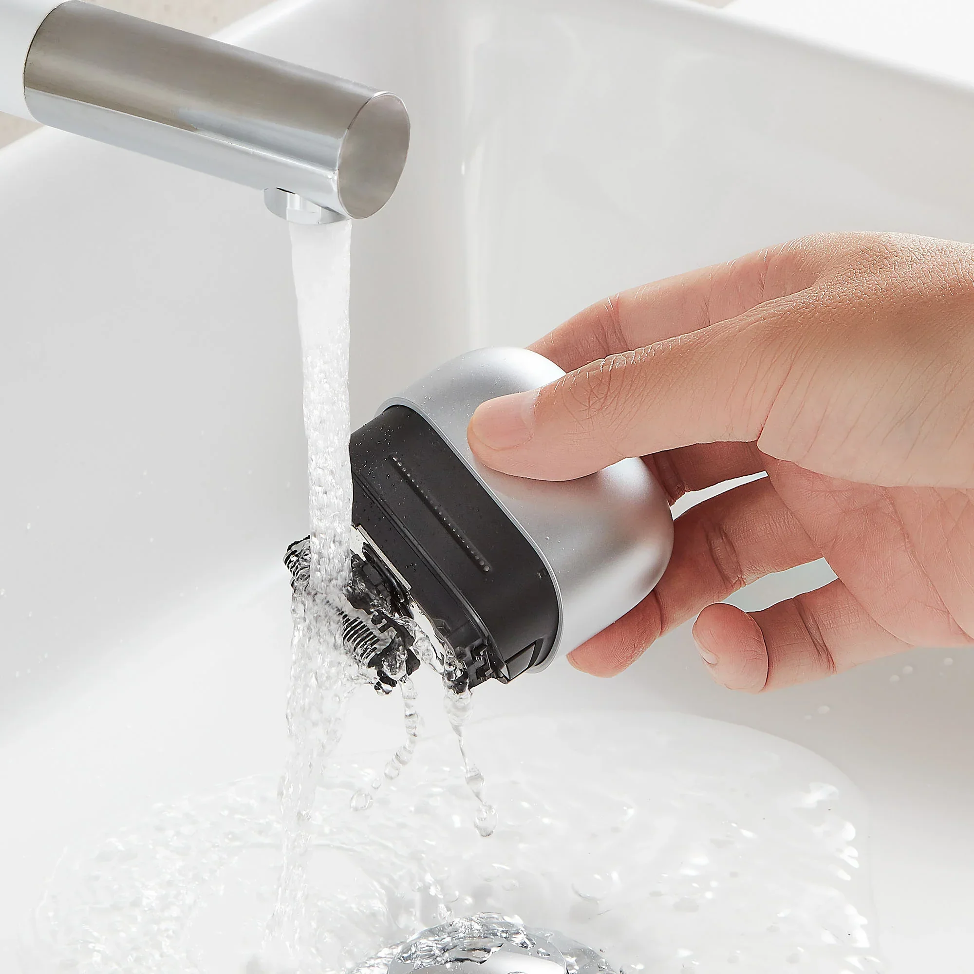 Panasonic "Swipe Right" Compact On-the-Go Shaver for Women