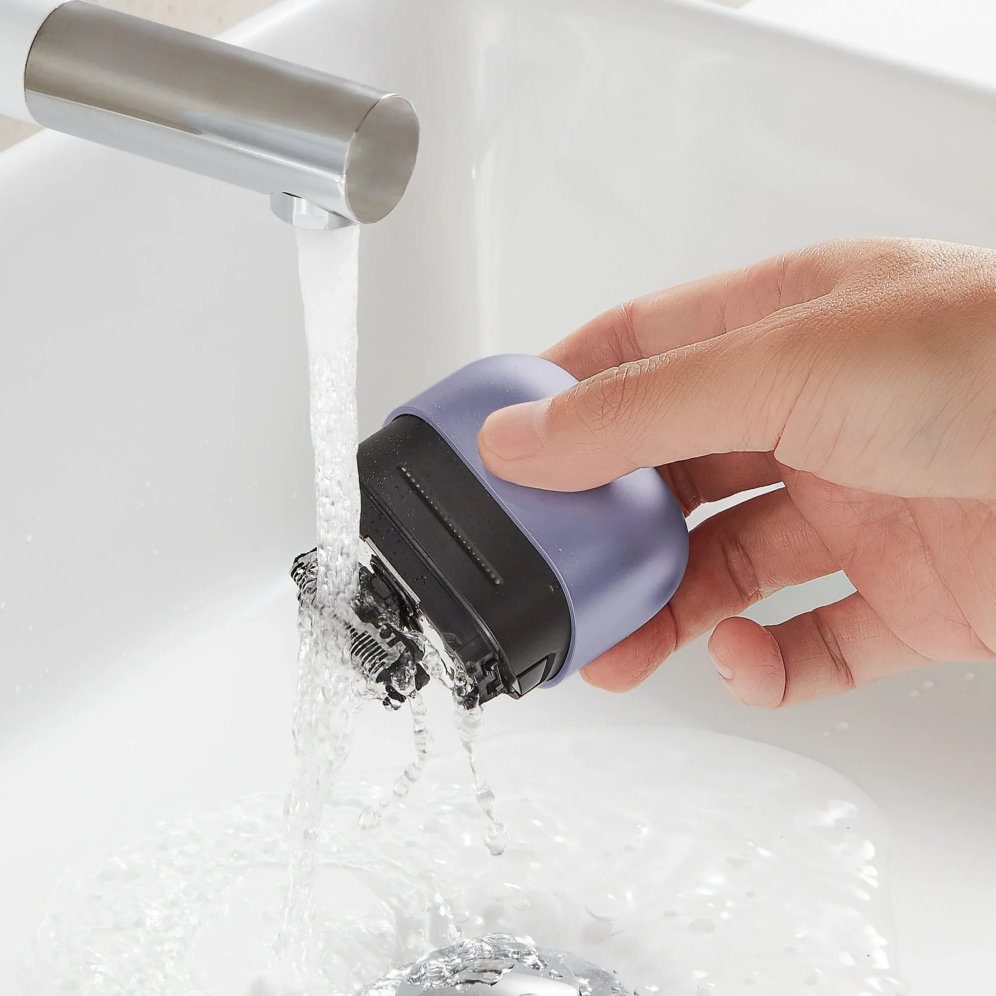 Panasonic "Swipe Right" Compact On-the-Go Shaver for Women