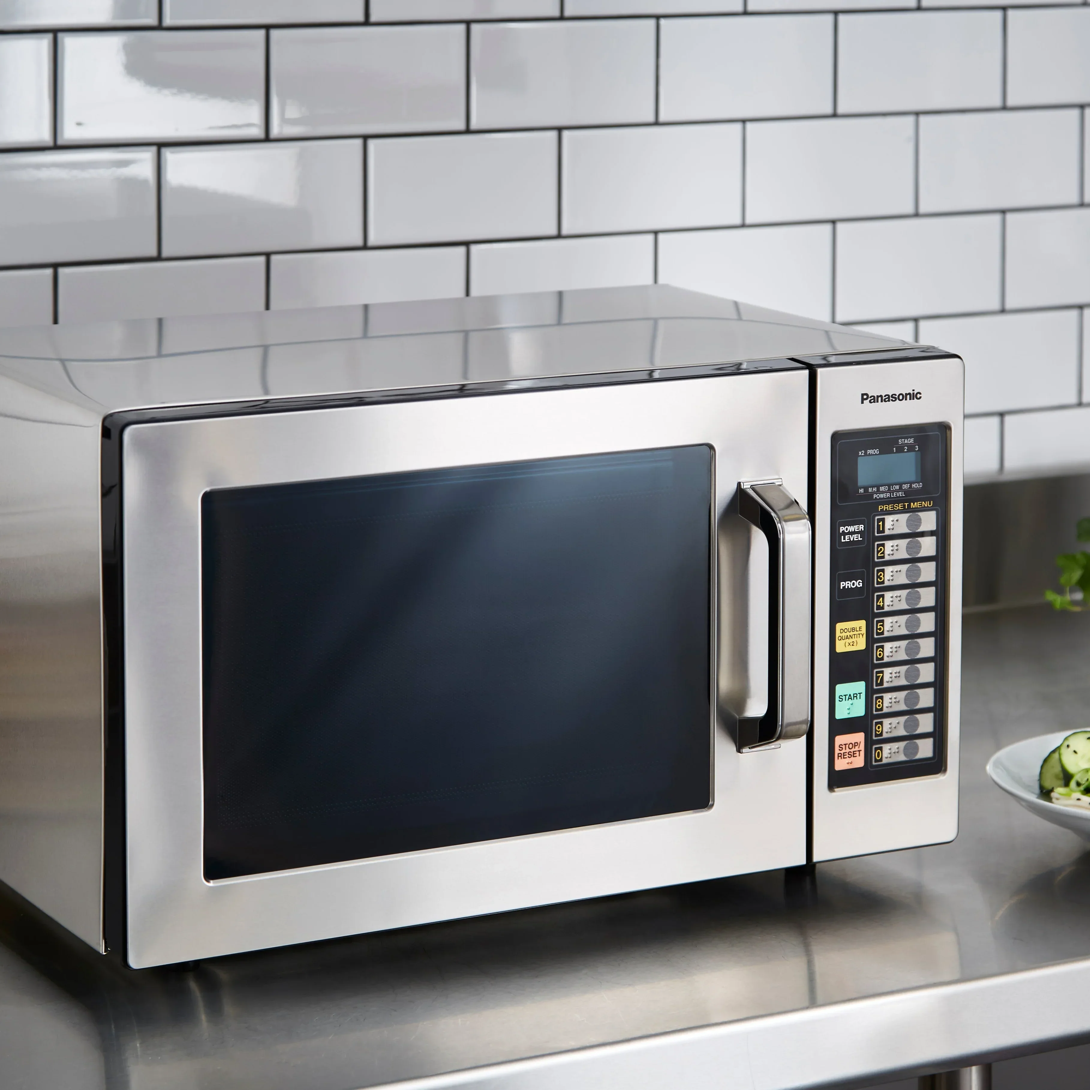 PRO Light Duty Commercial Microwave, Touch Controls
