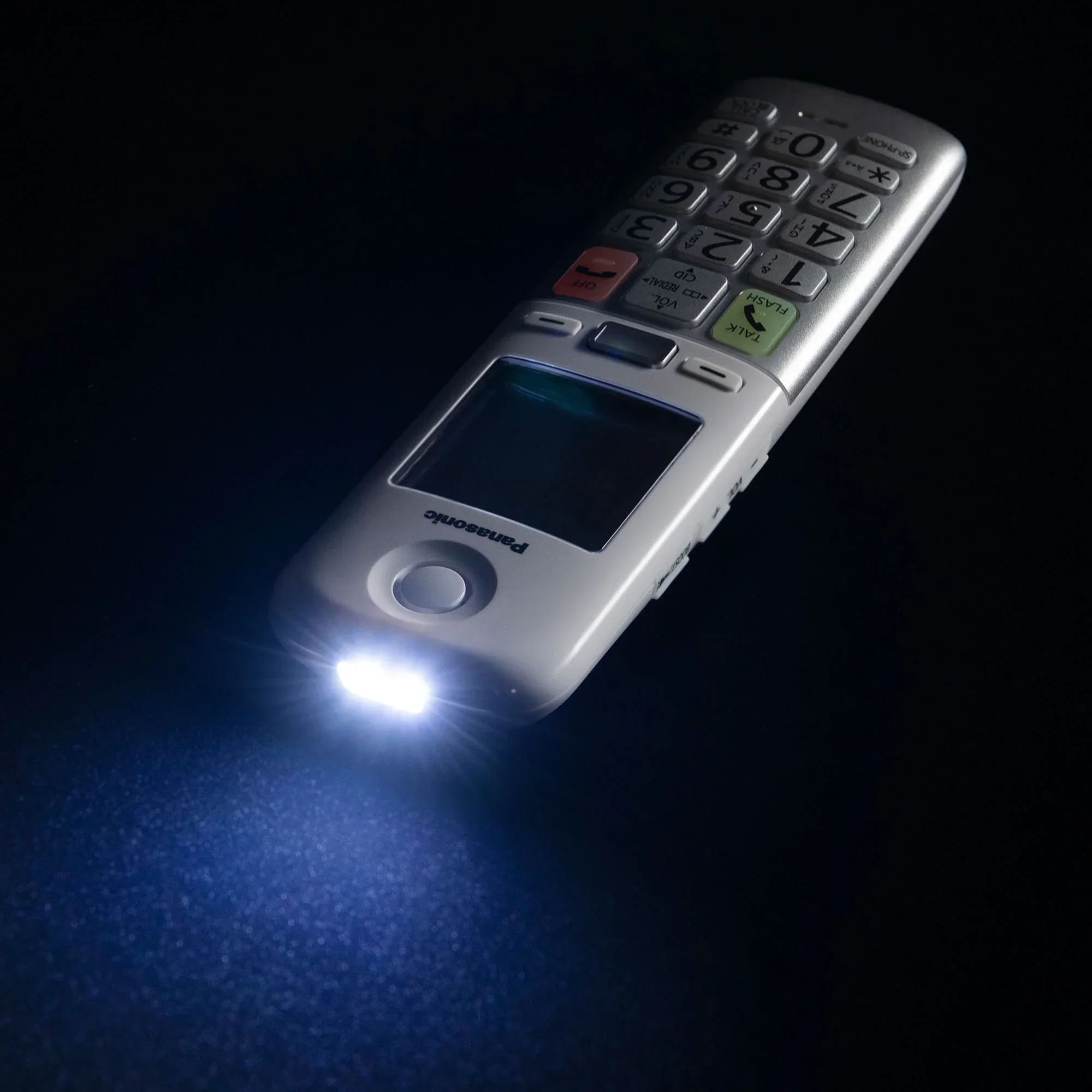 75-easy-to-use-cordless-phone-with-flashlight-and-quick-touch-dialing-kx-tgu4-series-6.webp Easy-to-Use Cordless Phone with Flashlight and Quick-Touch Dialing - KX-TGU4 Series