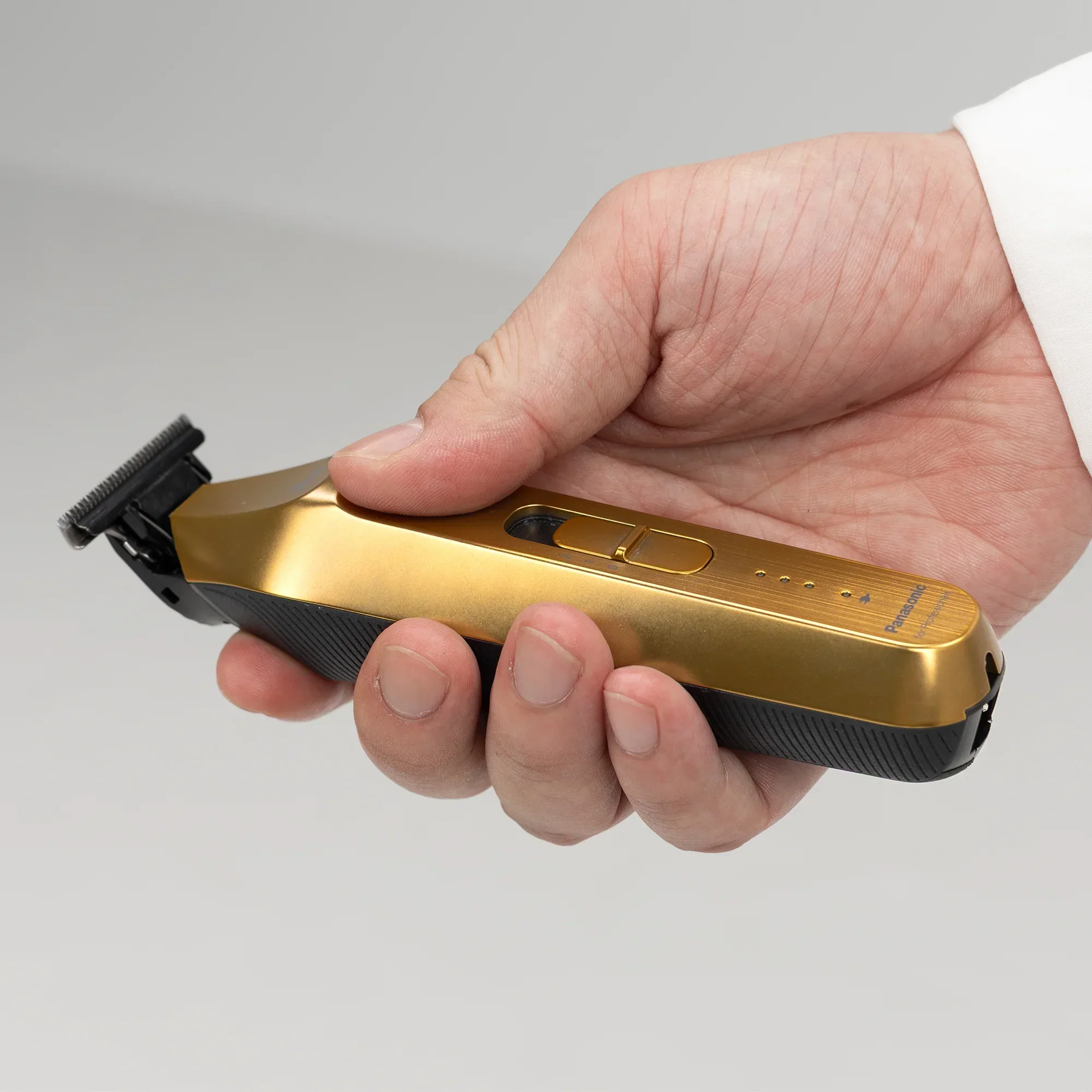 768-the-barikan-professional-t-blade-trimmer-for-barbers-11.webp THE BARIKAN Professional T-Blade Trimmer for Barbers