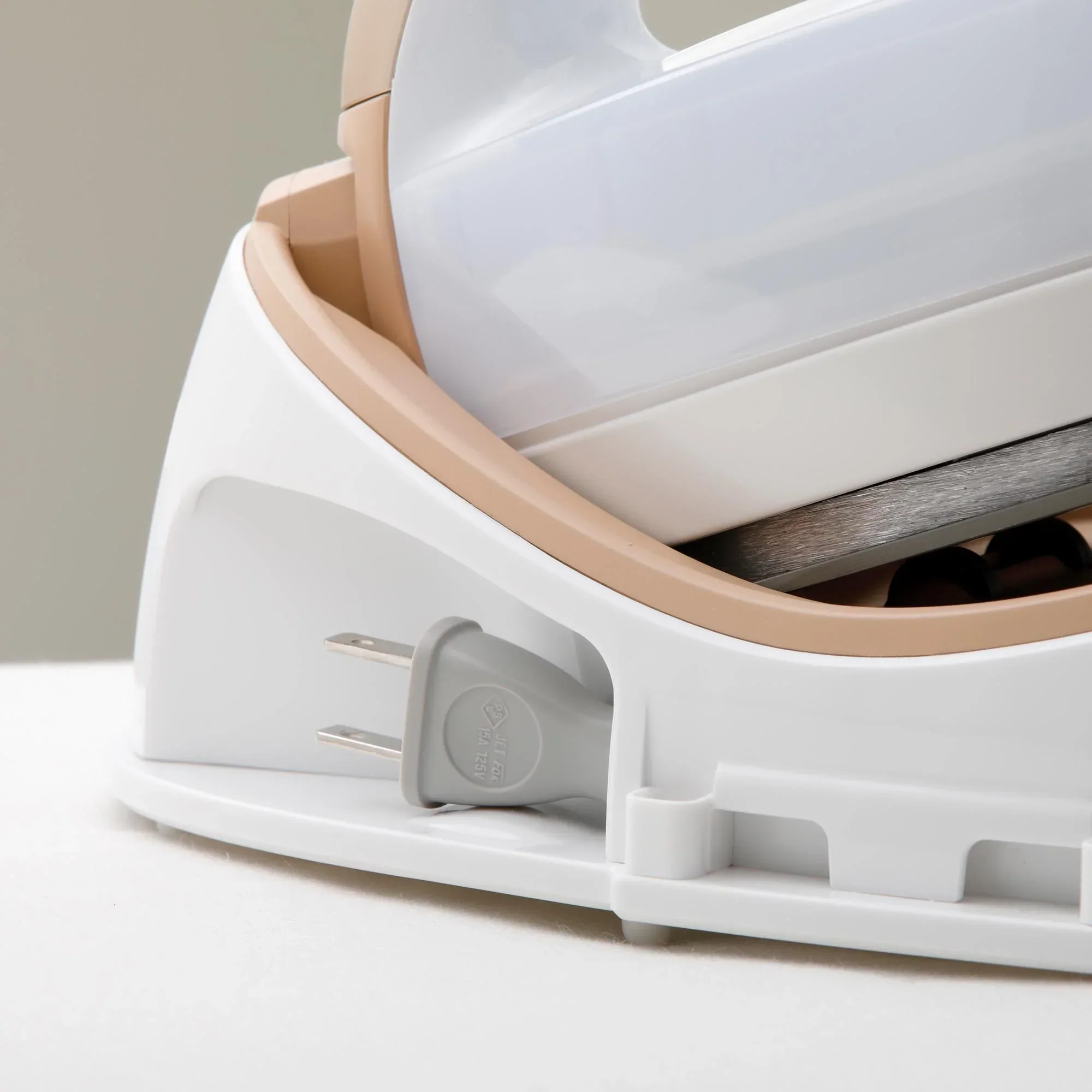 Cordless Steam/Dry Iron, 1700W Wide Ceramic Plate