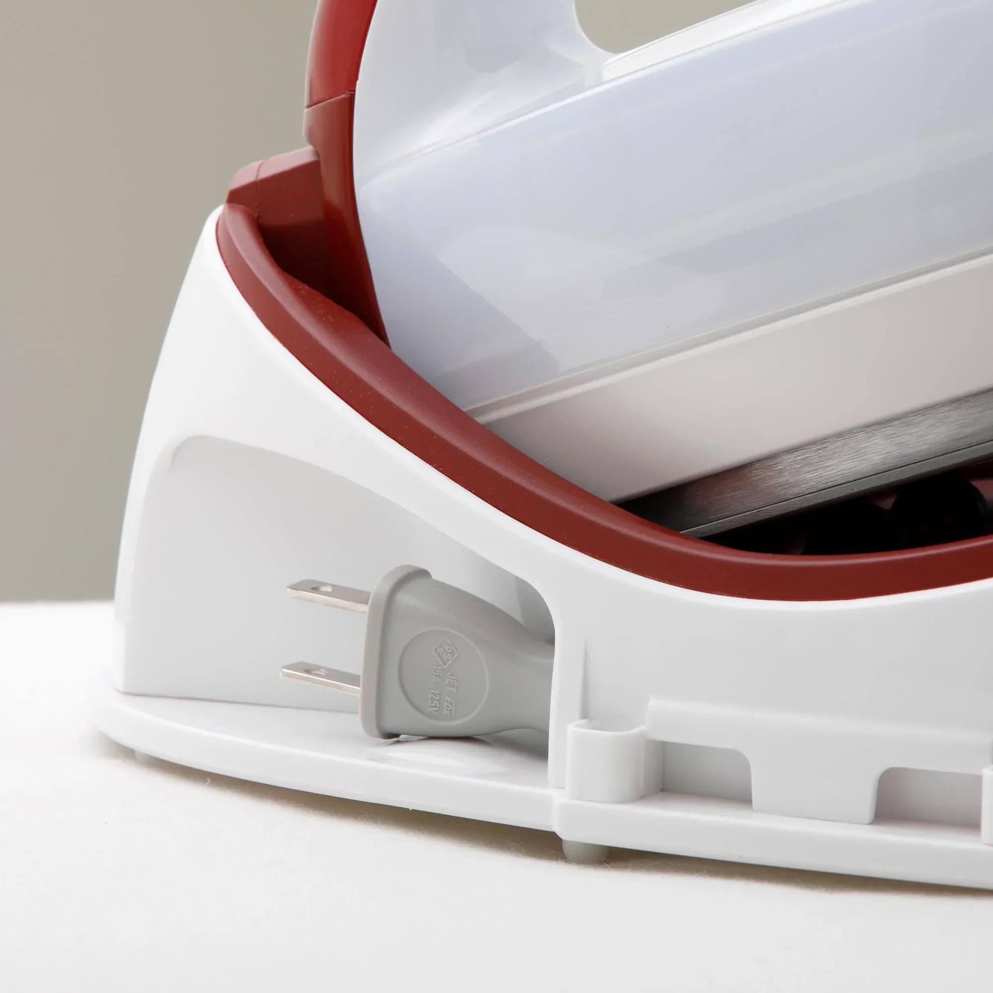 Cordless Steam/Dry Iron, 1700W Wide Ceramic Plate